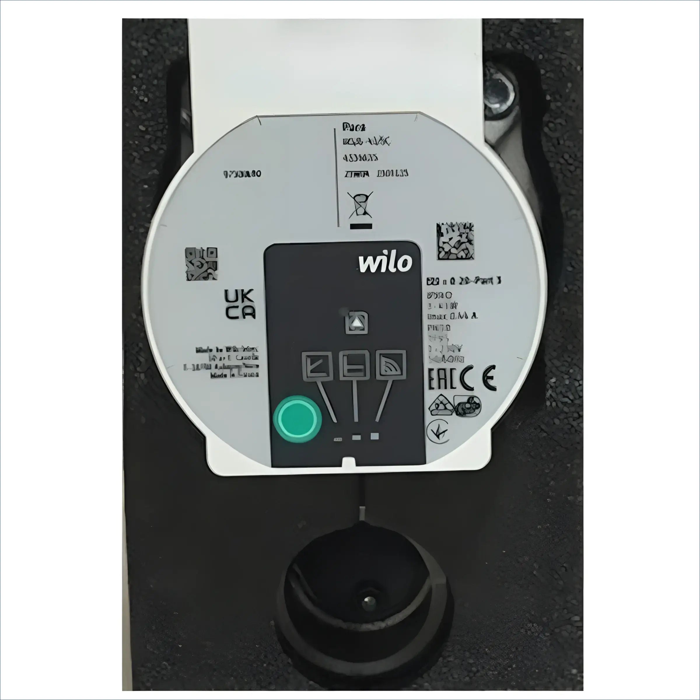 Wilo Kreislaufpumpe in der Ladeventileinheit ESBE LTC361 60°C für effiziente Heizungsregelung
